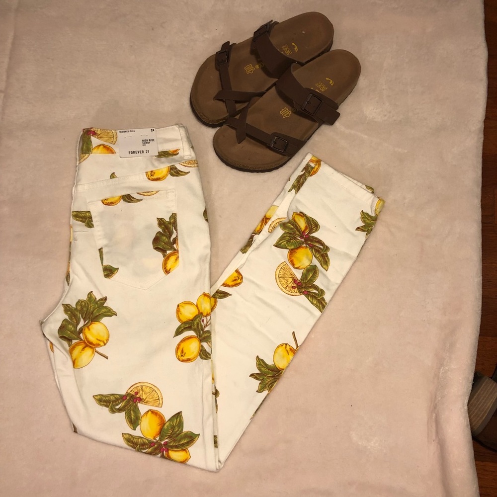 Forever 21 Lemon jeans